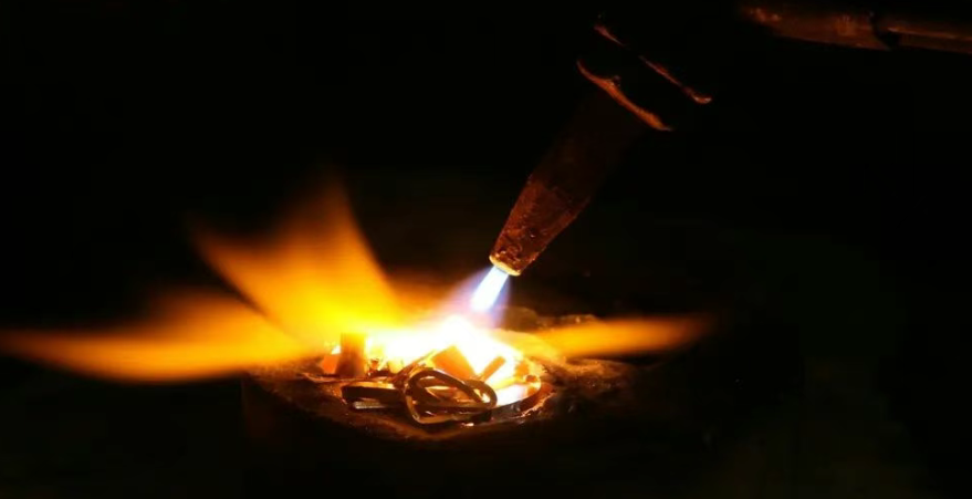 argon Welding Shield Gas in Metal Fabrication